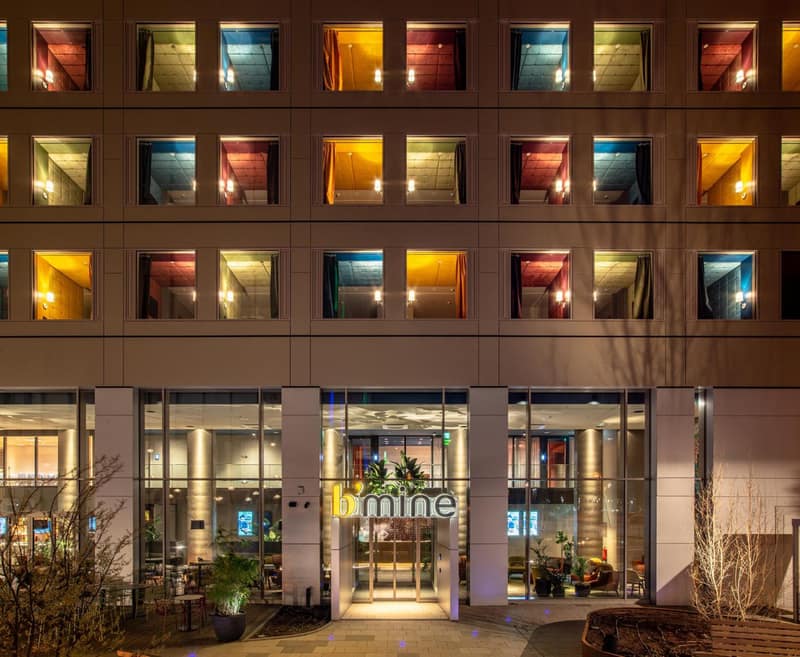 b'mine Frankfurt Airport, WorldHotels Crafted — building