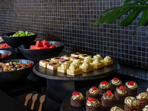 HTL Urbano — dining