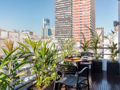 HTL Urbano — balance & terrace
