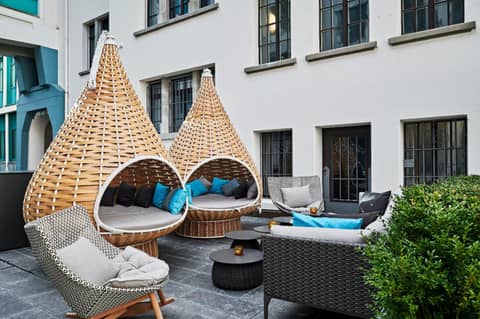 Motel One Zürich — balance & terrace