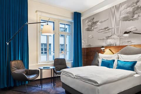 Motel One Zürich — photo 8