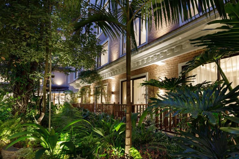 Hotel Thrive, A Tropical Courtyard — photo 1