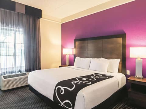 La Quinta Inn & Suites by Wyndham Denver Airport DIA — photo 7