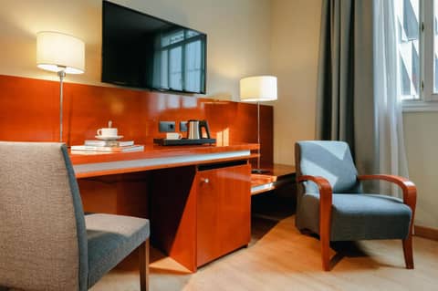 Abba Euskalduna Hotel — photo 9