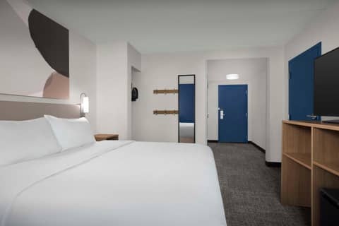 Spark By Hilton San Antonio Airport — hotel room
