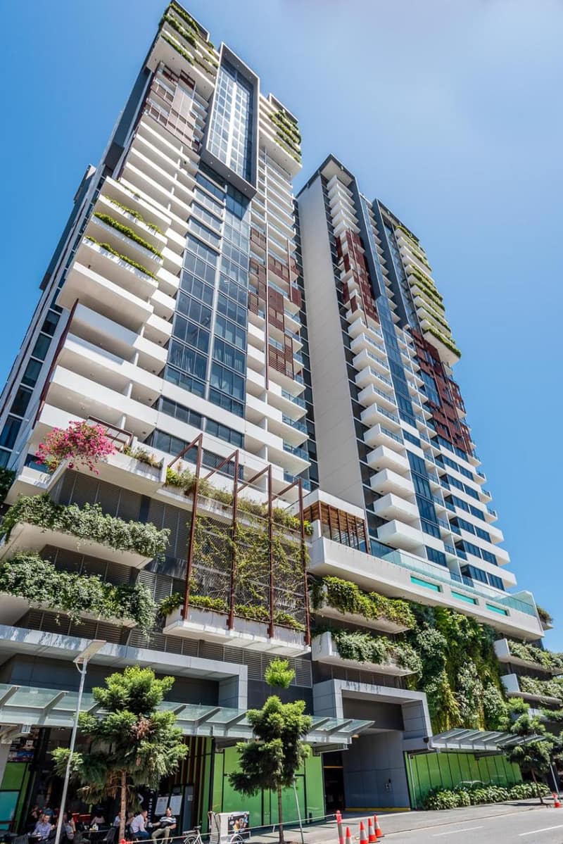 Serain Residences On Merivale Street — building