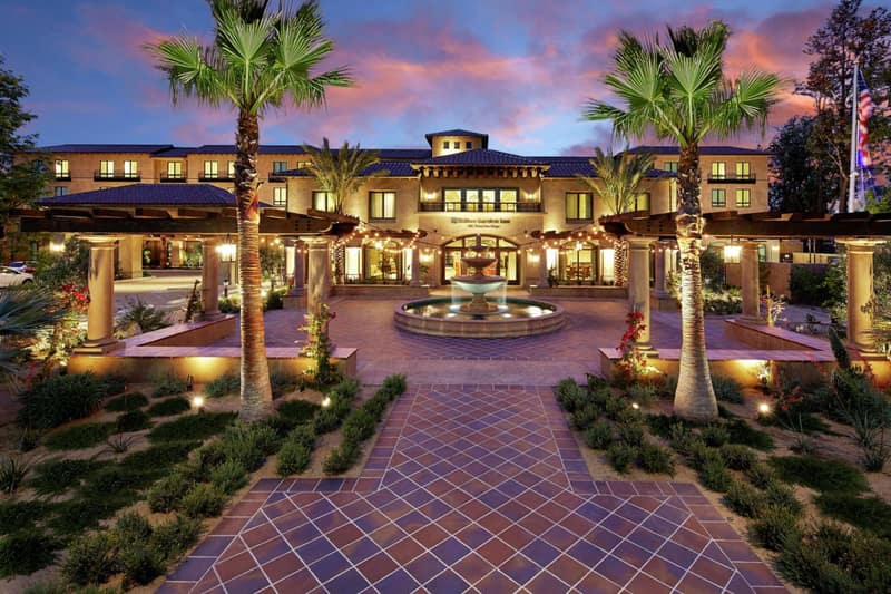 Hilton Garden Inn San Diego Old Town/Sea World Area — building