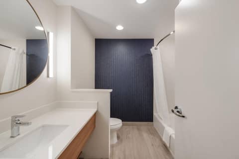 Fairfield by Marriott Inn & Suites Virginia Beach Town Center — photo 4