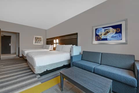 Holiday Inn Express & Suites Memorial – CityCentre by IHG — photo 3
