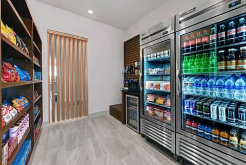 Holiday Inn Express & Suites Memorial – CityCentre by IHG — photo 5