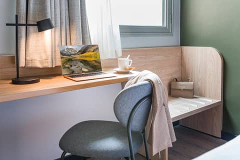 Campanile PRIME Lyon Centre Gare Part-Dieu — hotel room