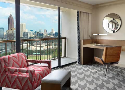 Omni Atlanta Hotel at Centennial Park — hotel room