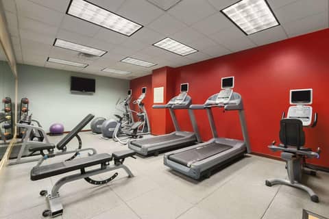Embassy Suites by Hilton Cleveland Rockside — photo 5