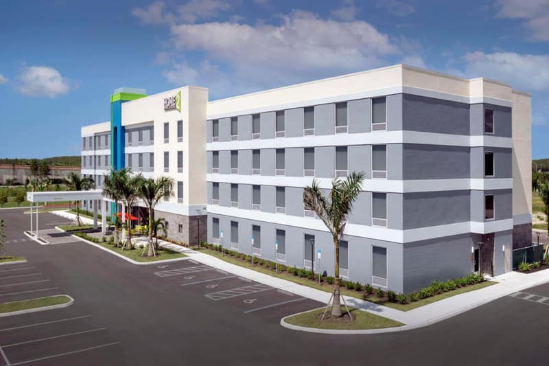Home2 Suites by Hilton Fort Myers Airport — building
