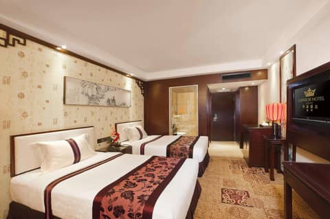 Emperor Hotel — photo 2