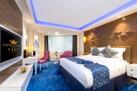 Emperor Hotel — photo 6