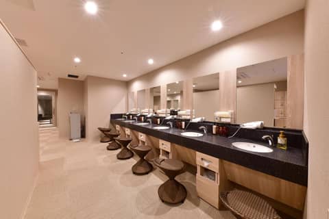 Vessel Hotel Campana Nagoya — bathroom