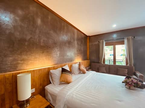 Paradise Land Resort — hotel room