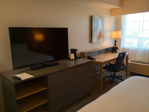 Country Inn & Suites by Radisson, Portland International Airport, OR — photo 4