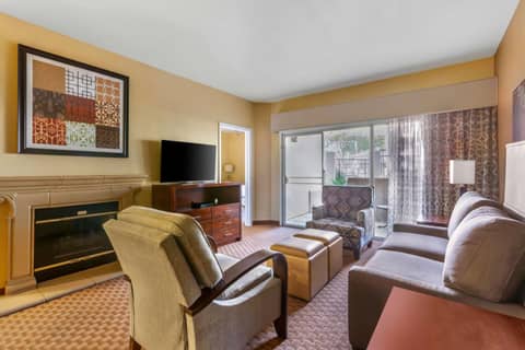 Hilton Vacation Club Scottsdale Villa Mirage — photo 7