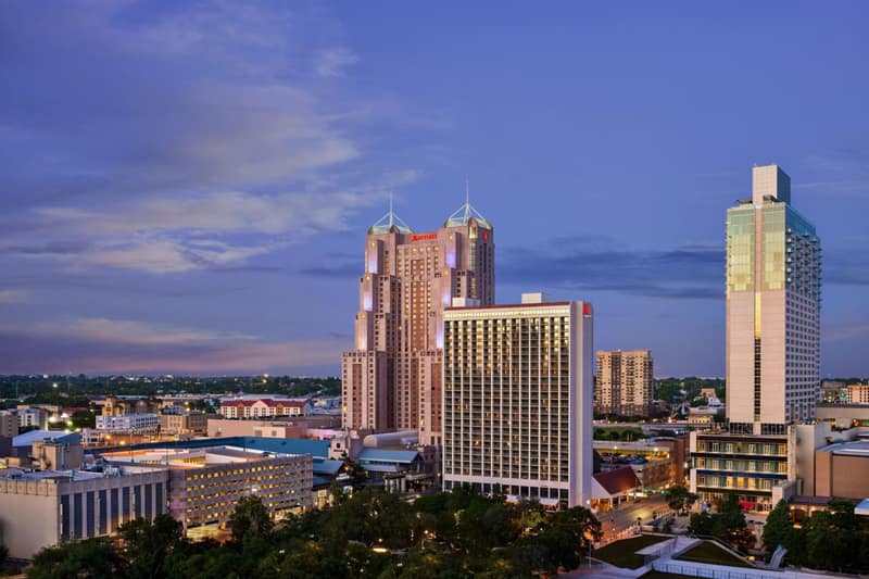 San Antonio Marriott Rivercenter on the River Walk — building