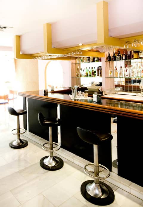 Hotel Monarque El Rodeo — photo 8