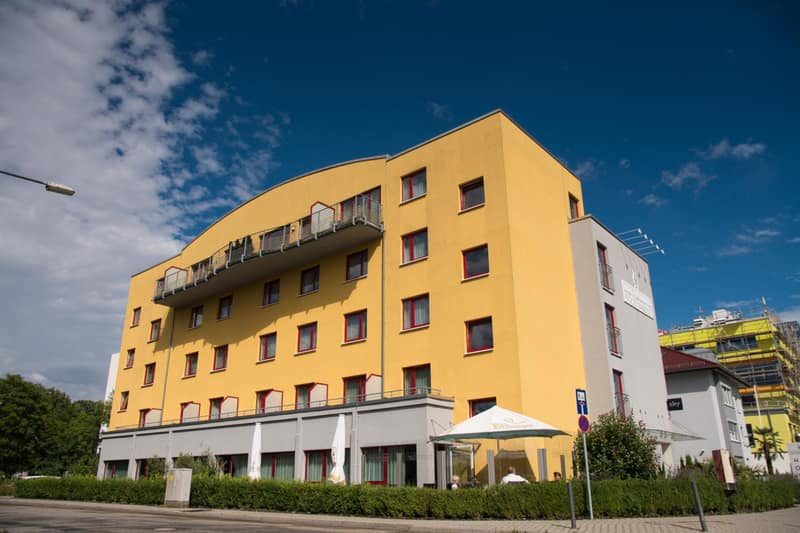 Hotel Rödelheimer Hof - Am Wasserturm — building