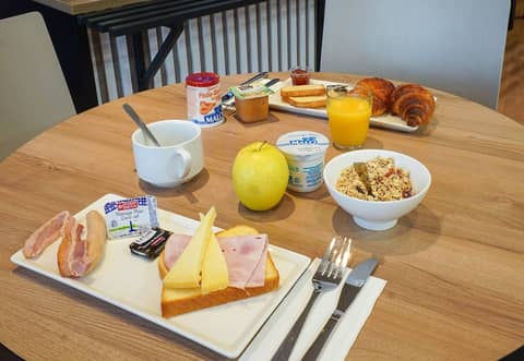 B&B HOTEL Marseille Centre Vieux Port — photo 8