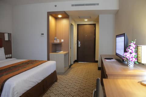 Cavinton Hotel Malioboro Yogyakarta — photo 6