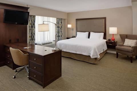 Hampton Inn Louisville Downtown — photo 5