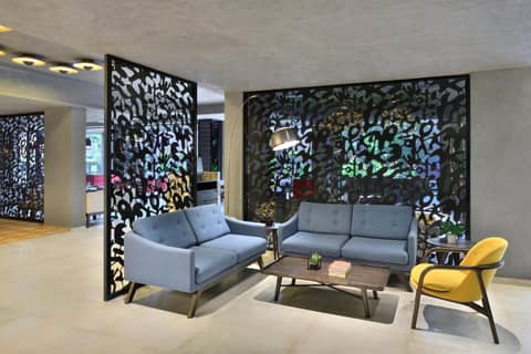 Citadines Arpora Nagoa Goa — lounge
