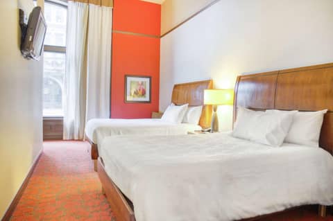 Hilton Garden Inn Milwaukee Downtown — photo 3