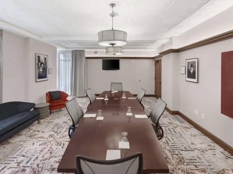 Hilton Garden Inn Milwaukee Downtown — photo 9