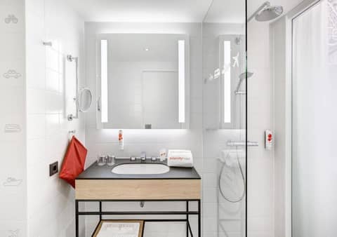 IntercityHotel Frankfurt Hauptbahnhof Süd — photo 2