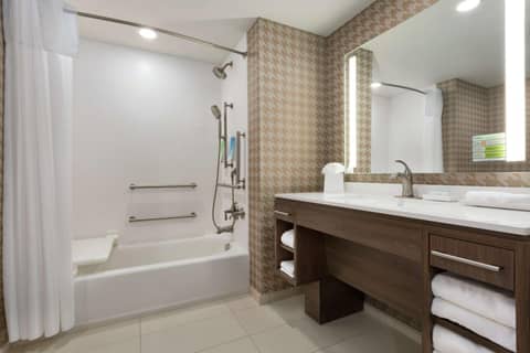 Home2 Suites By Hilton Portland Airport — photo 7