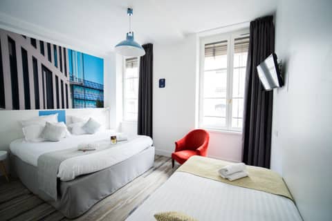 Hôtel du Simplon — hotel room