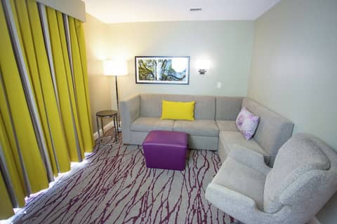 DoubleTree by Hilton Hotel Savannah Historic District — photo 6