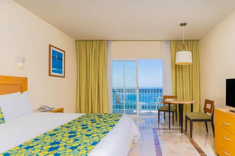 Krystal Vallarta — photo 2