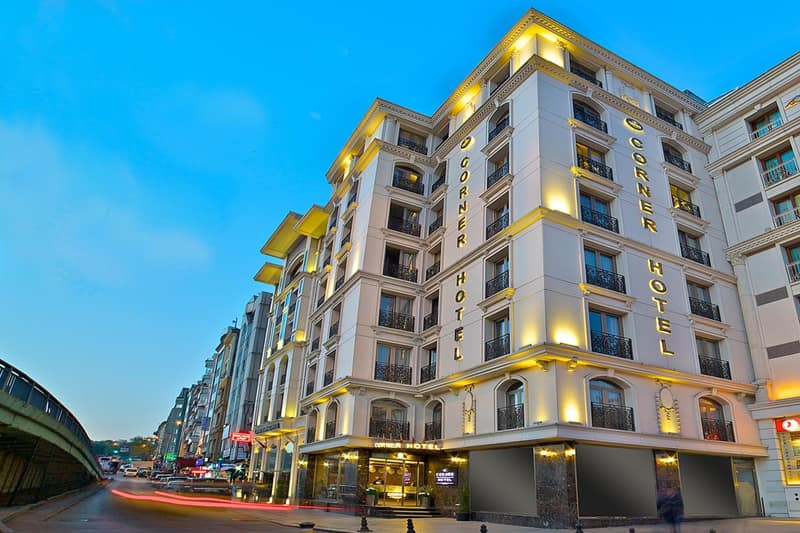Corner Hotel Laleli — building