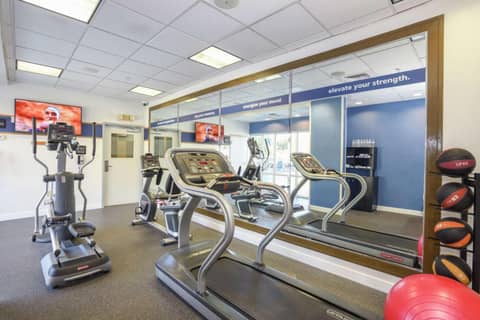 Hampton Inn Jacksonville - East Regency Square — photo 8