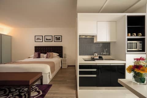 Suite, Balcony (Studio) — the supplier's photographs — photo 1
