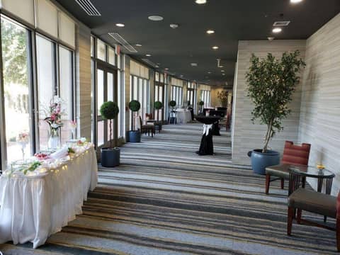 Holiday Inn & Suites Phoenix Airport by IHG — photo 7
