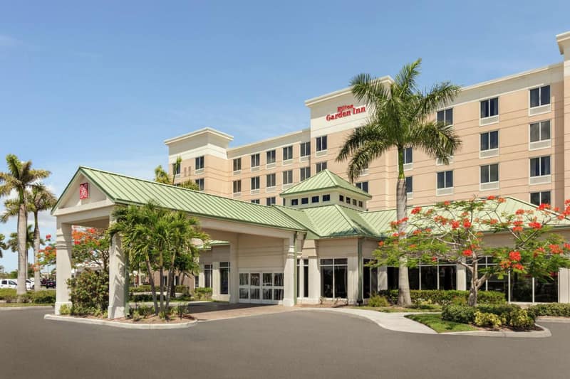 Hilton Garden Inn Fort Myers Airport/FGCU — building