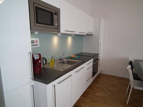 Old Town spacious apartment — photo 4