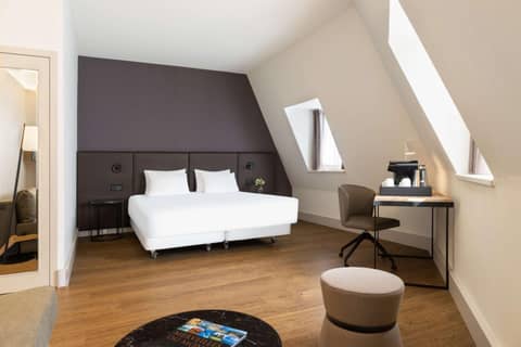 NH Brussels Carrefour de L’Europe — hotel room