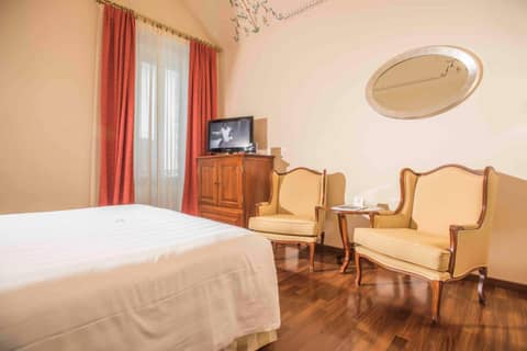 Golden Tower Hotel & Spa — photo 3