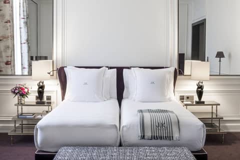 J.K. Place Paris — hotel room