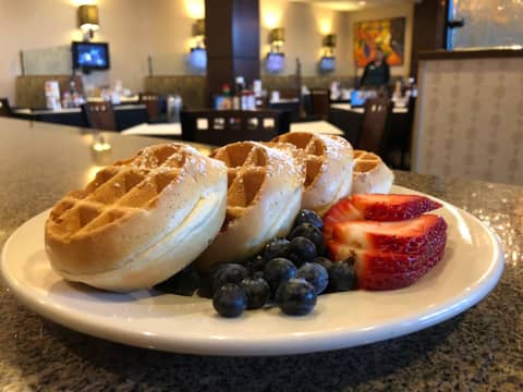 Holiday Inn & Suites Salt Lake City - Airport West by IHG — photo 7