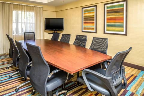 Fairfield Inn & Suites Jacksonville Airport — photo 4