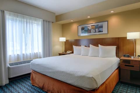 Fairfield Inn & Suites Jacksonville Airport — photo 9